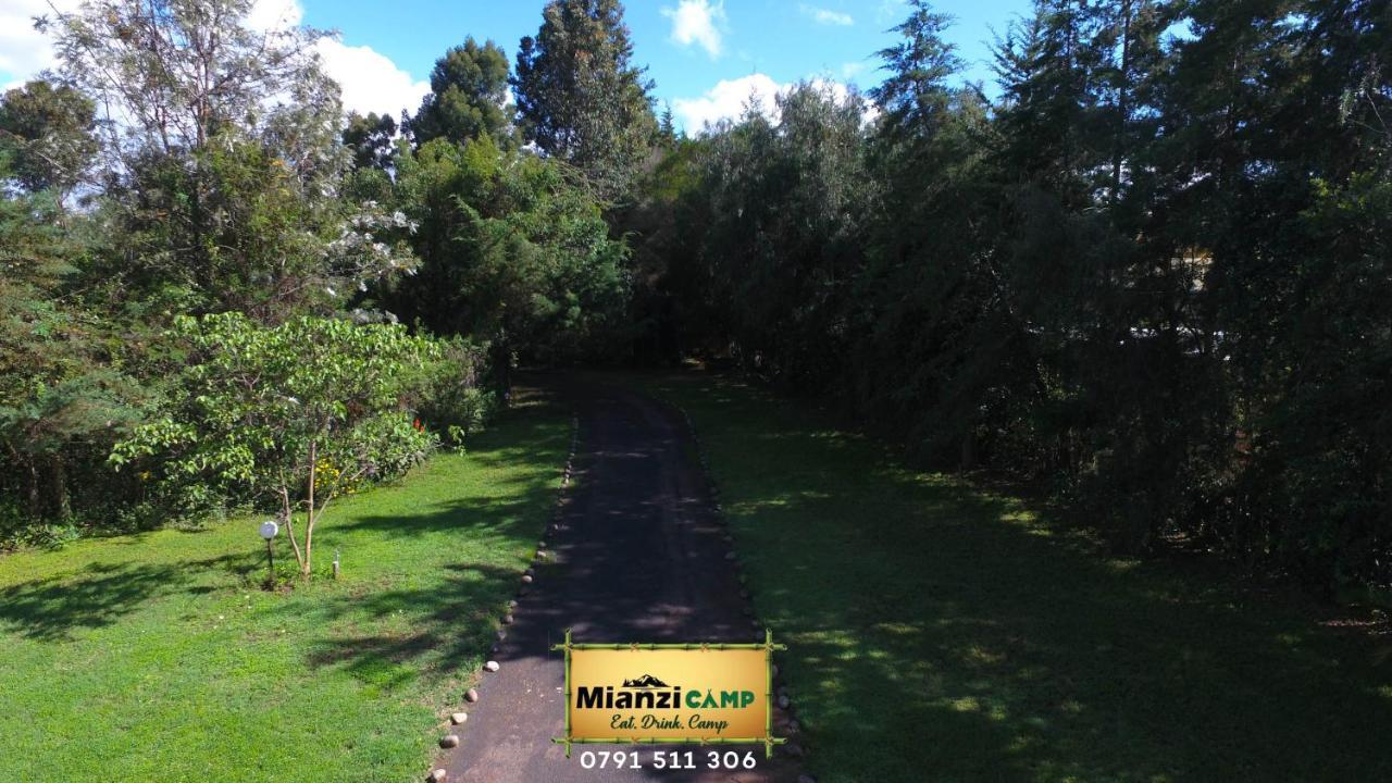 Отель Camp Mahon Gardens Наньюки Экстерьер фото